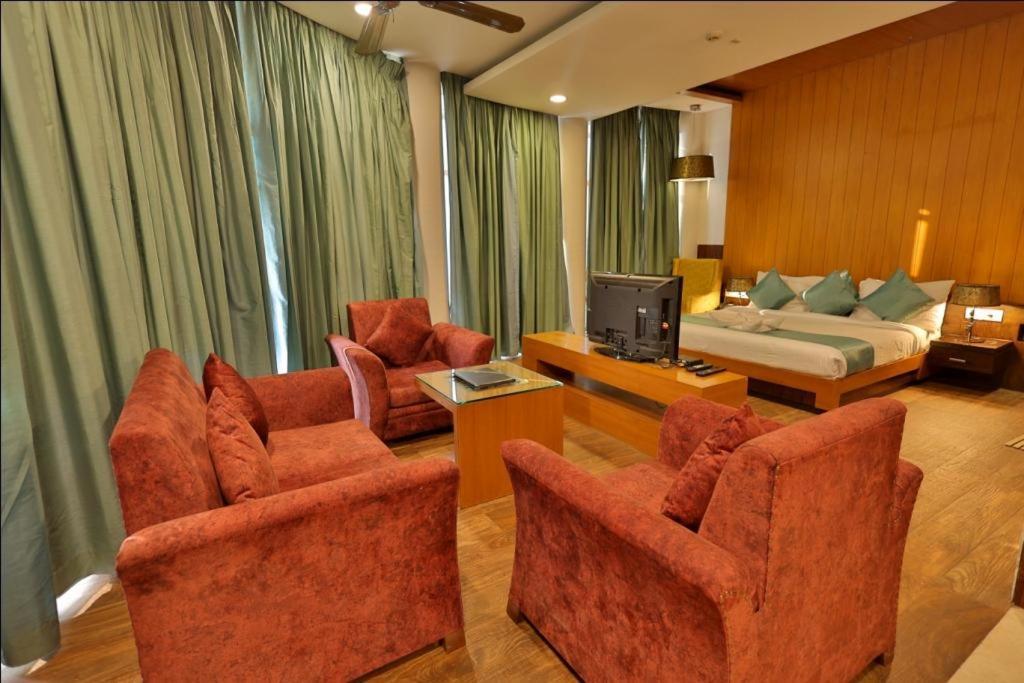 Hotel The Amaris Ришикеш Экстерьер фото