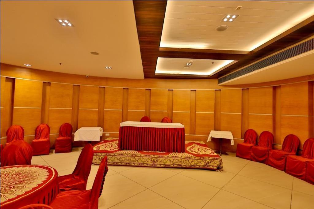 Hotel The Amaris Ришикеш Экстерьер фото