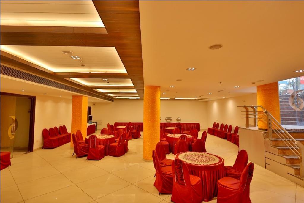 Hotel The Amaris Ришикеш Экстерьер фото